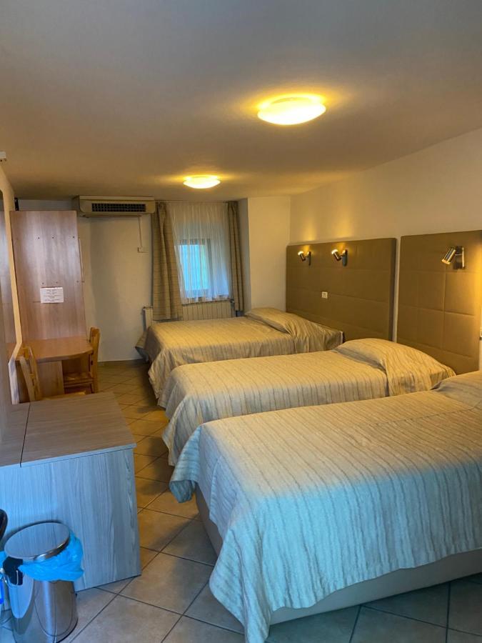 Fedrig Private Rooms & Apartment 科巴里德 外观 照片