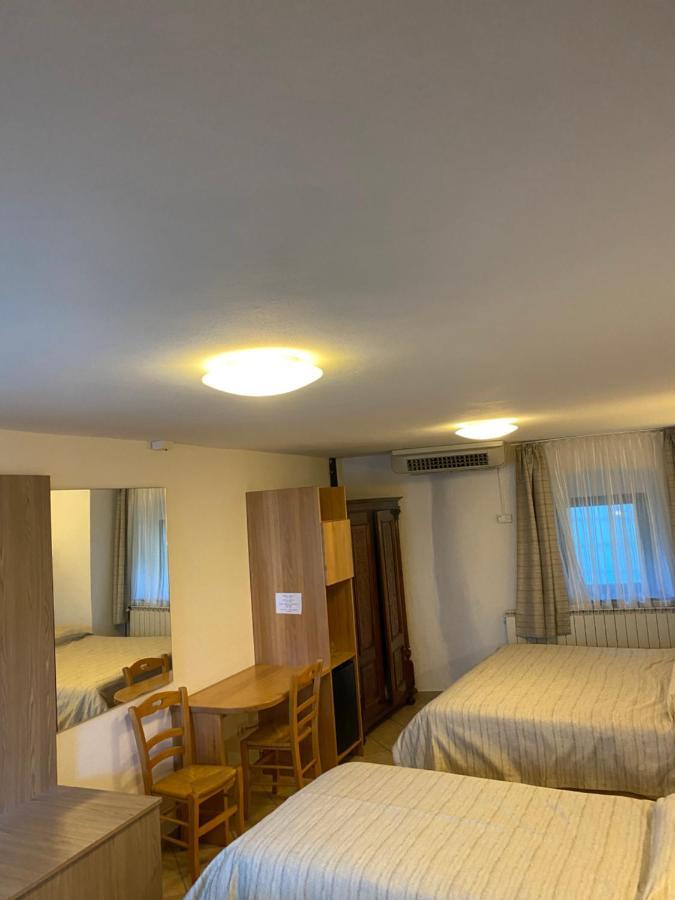 Fedrig Private Rooms & Apartment 科巴里德 外观 照片