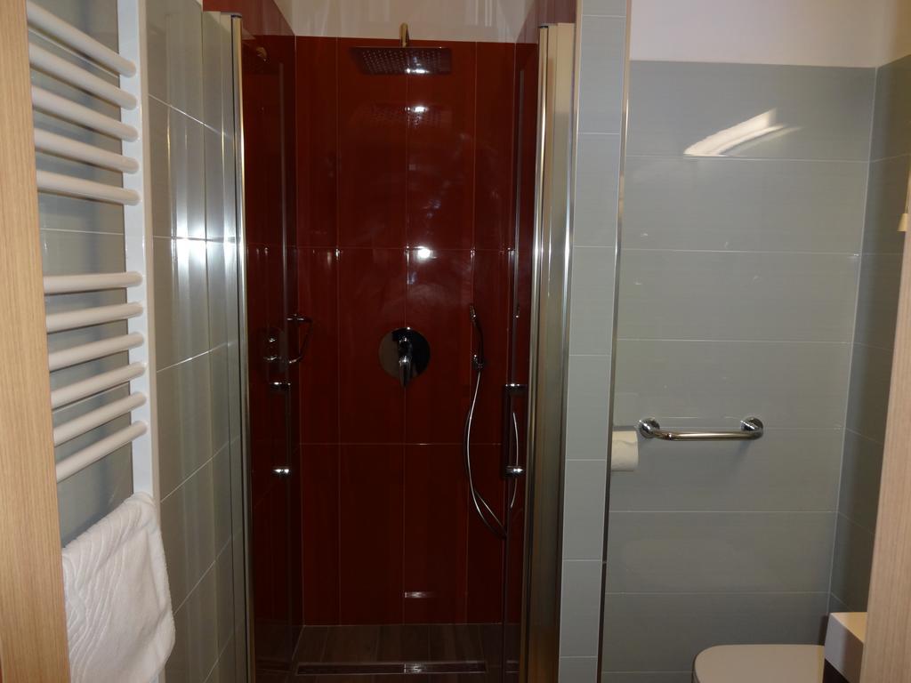 Fedrig Private Rooms & Apartment 科巴里德 外观 照片