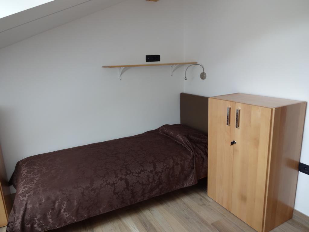 Fedrig Private Rooms & Apartment 科巴里德 外观 照片