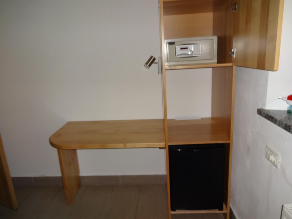 Fedrig Private Rooms & Apartment 科巴里德 外观 照片