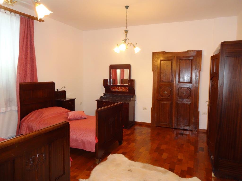 Fedrig Private Rooms & Apartment 科巴里德 外观 照片