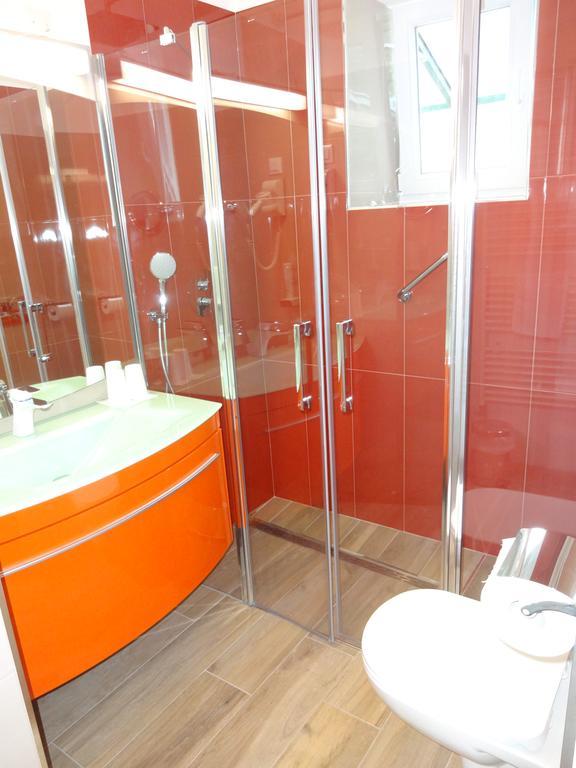 Fedrig Private Rooms & Apartment 科巴里德 外观 照片