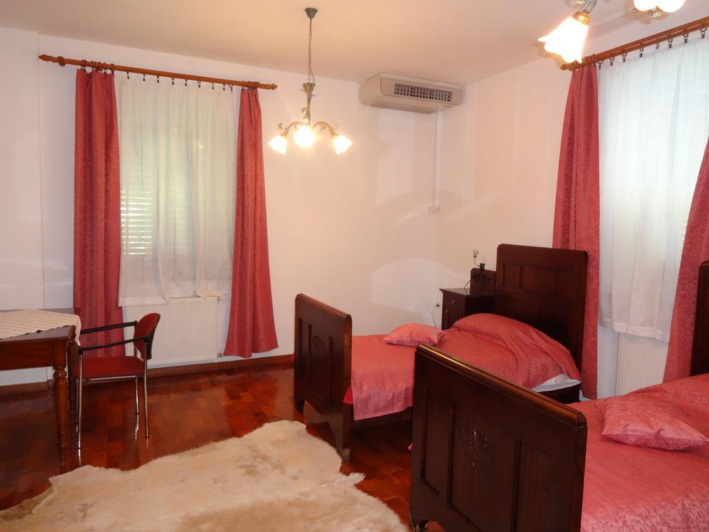 Fedrig Private Rooms & Apartment 科巴里德 外观 照片